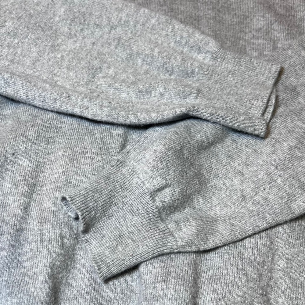 CHAPS V Neck Sweater Mens Medium Gray Cotton Cashmere Knit Pullover Top Casual - Picture 7 of 10